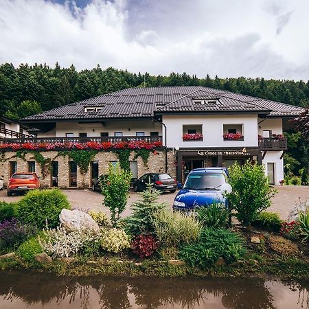 La Conac In Bucovina Hotel กูรา ฮูมอรูลุย ภายนอก รูปภาพ