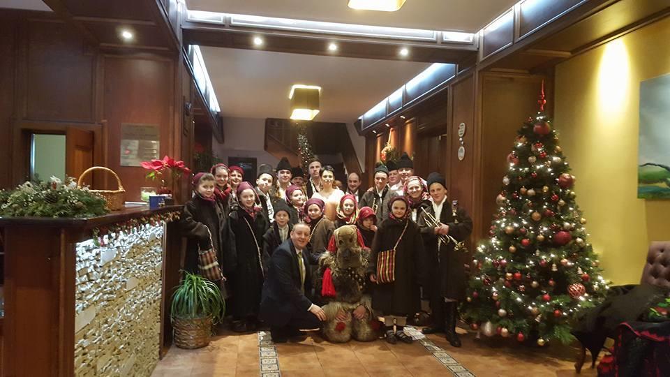 La Conac In Bucovina Hotel กูรา ฮูมอรูลุย ภายนอก รูปภาพ