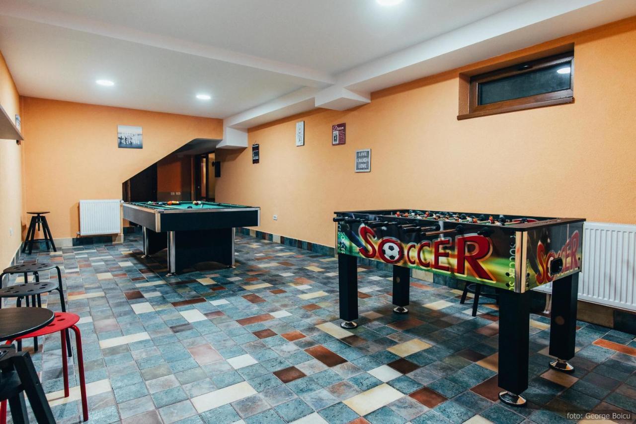 La Conac In Bucovina Hotel กูรา ฮูมอรูลุย ภายนอก รูปภาพ